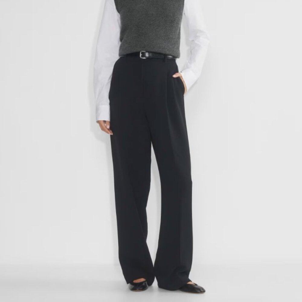 NWT - Aritzia Wilfred The Effortless Pant™ - Black, Size 4
